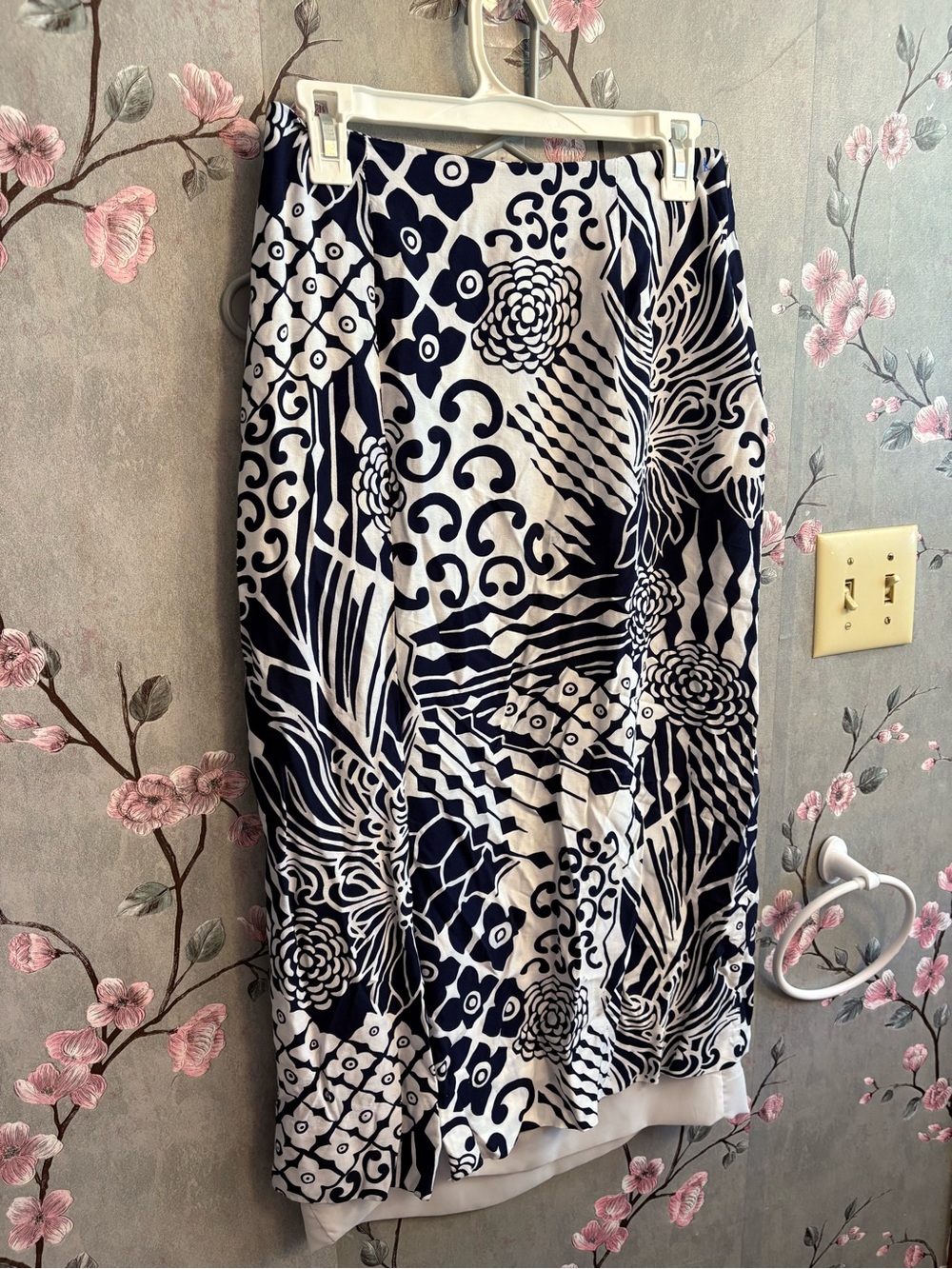 Women's Navy and White Maxi Skirt - Floral Abstract Print